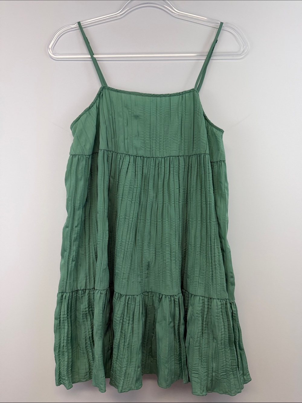 Urban Outfitters Sage Green Pleated Tiered Babydoll Sundress Size S - Picture 2 of 7